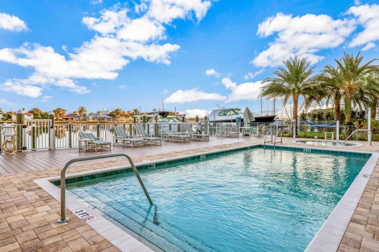 Dolphin'S Cove - Clearwater Beach, Fl Exteriör bild